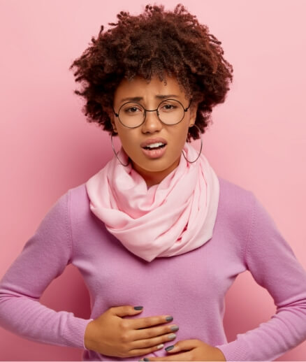 young-afro-american-woman-suffers-from-painful-cra-2023-11-27-05-02-42-utc (1)